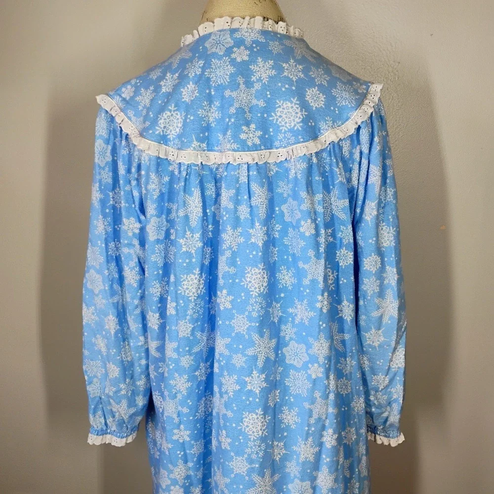 Lanz of Salzburg Nightgown Med Flannel Snowflake Maxi Cotton Cottage Winter